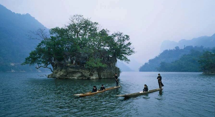 Babe Lake - Ban Gioc Waterfall EMOI Vietnam Travel (16)