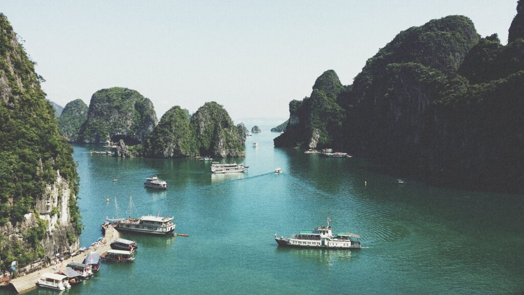 Ha Long Emoi Vietnam Travel