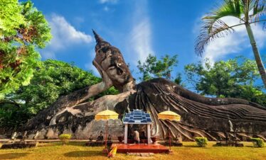 LAOS 8 DAYS 7 NIGHTS: EXPLORING LUANG PRABANG – CITY TOUR – PAK OU – KUANG SI -VIENTIANE – BUDDHA PARK